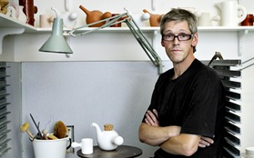 Ole jensen in workshop with familia teapot black tshirt